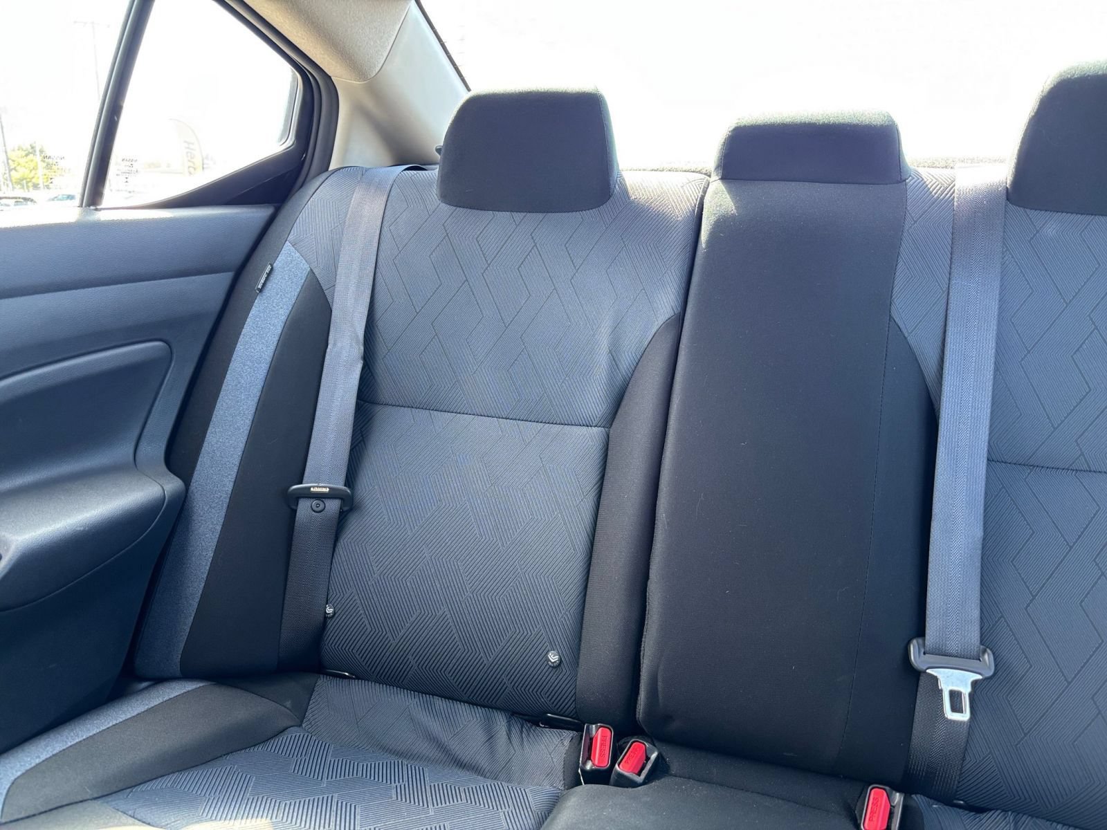 Used 2025 Nissan Versa SV FWD image 36