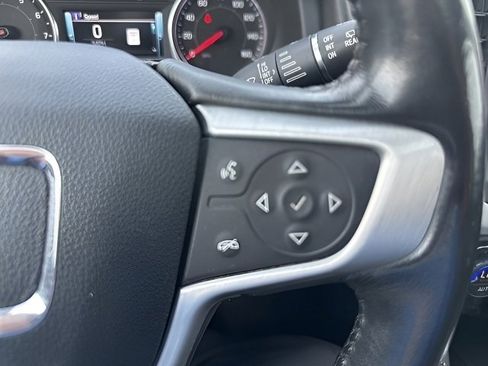 Used 2019 GMC Acadia SLT image 20