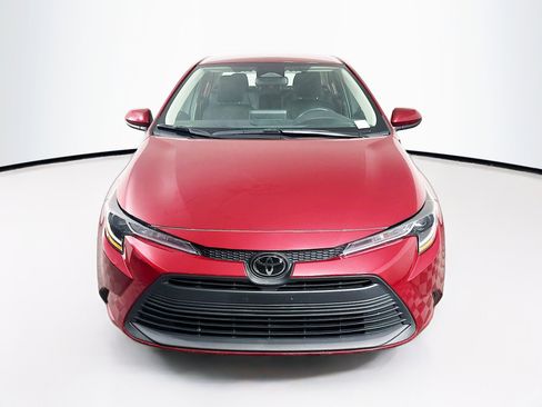 Used 2024 Toyota Corolla LE image 2
