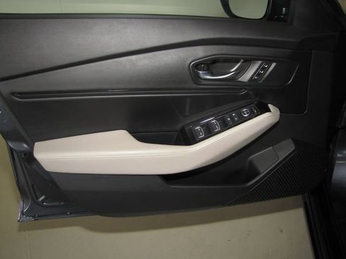 Certified 2025 Honda Accord Touring image 10