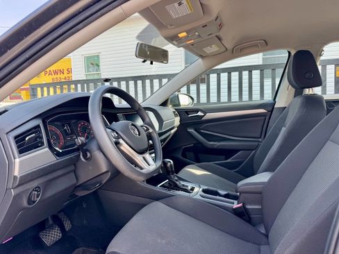 Used 2020 Volkswagen Jetta S w/ Driver Assistance Package image 10