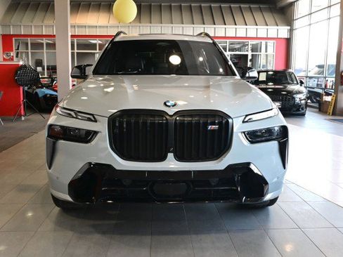 Used 2023 BMW X7 M60i w/ Executive Package image 2