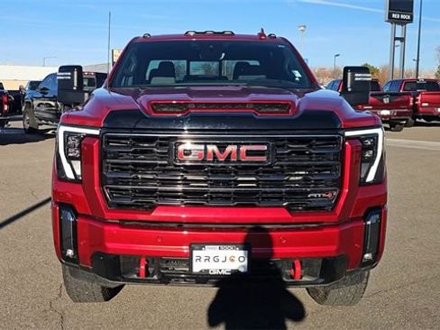 Used 2024 GMC Sierra 2500 AT4 w/ AT4 Premium Plus Package image 3