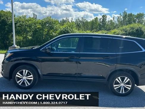 Used 2018 Honda Pilot EX image 8