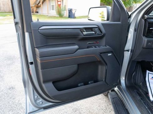 Used 2023 GMC Sierra 1500 AT4 w/ Technology Package image 11