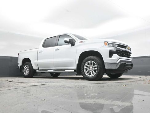 Used 2025 Chevrolet Silverado 1500 LT image 27