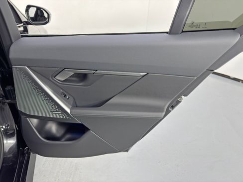 Used 2024 BMW i5 eDrive40i w/ M Sport Package image 48