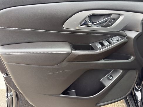 Used 2023 Chevrolet Traverse LT w/ LPO, Floor Liner Package image 14