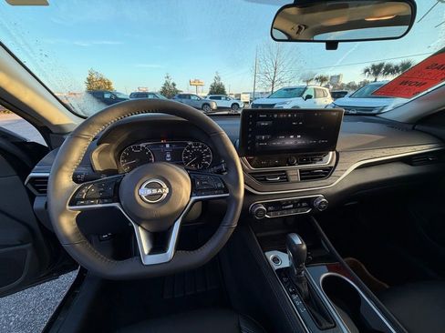 Certified 2024 Nissan Altima 2.5 SL image 19