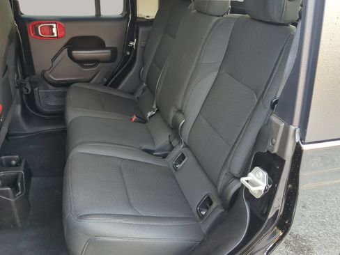 Used 2023 Jeep Gladiator Sport AWD/4WD image 53