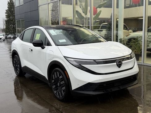 New 2026 Nissan Leaf Platinum+ image 2