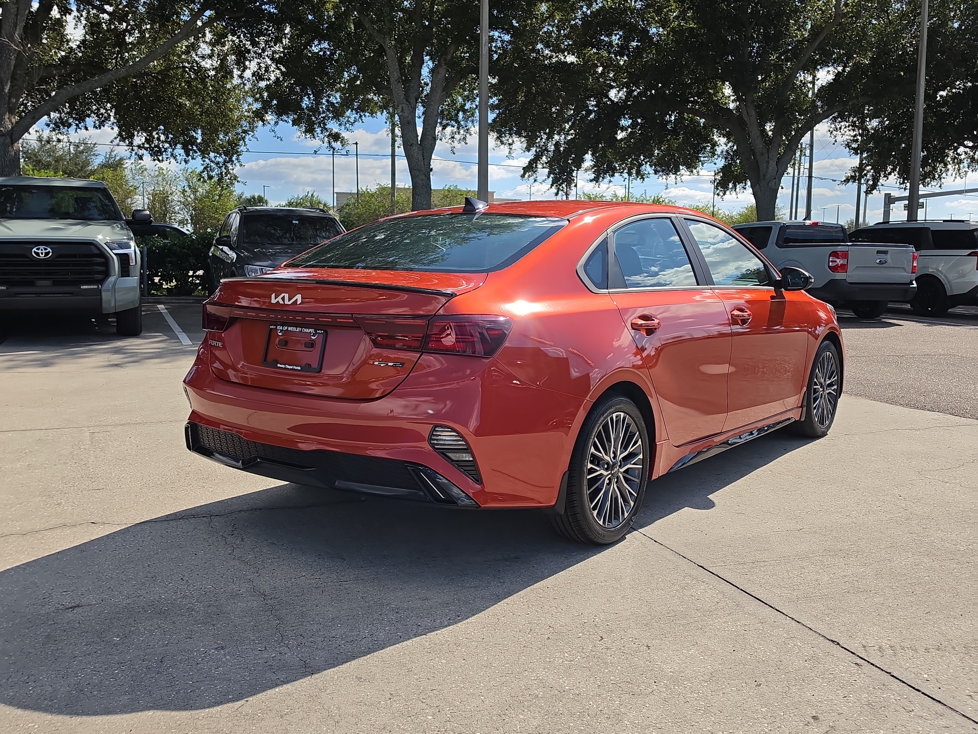 Used 2023 Kia Forte GT-Line w/ GT-Line Premium Package FWD image 8