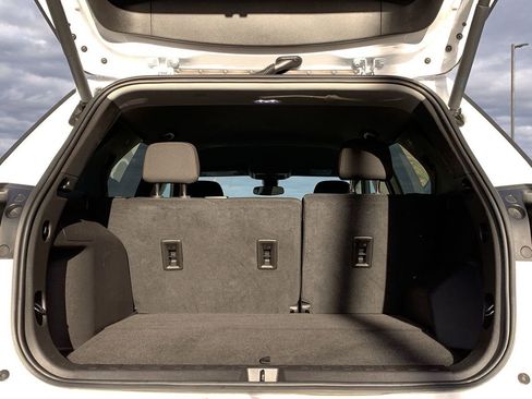 Used 2024 Chevrolet Equinox LT image 13