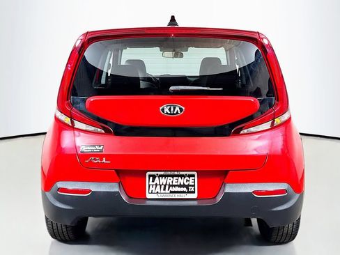 Used 2020 Kia Soul LX FWD image 5