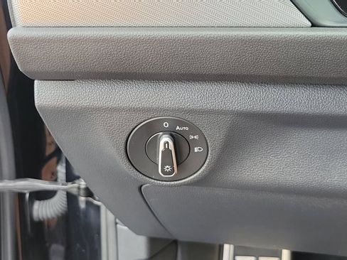 Certified 2024 Volkswagen Jetta Sport image 23