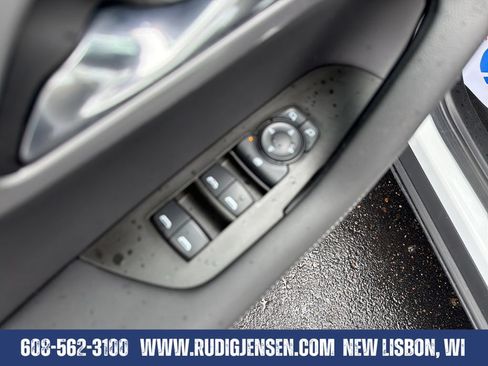 Used 2023 Chevrolet Blazer LT w/ Convenience Package AWD/4WD image 13