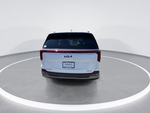 Certified 2026 Kia Carnival SX Prestige FWD image 7