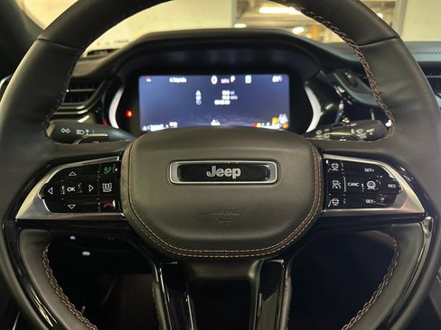 New 2026 Jeep Grand Cherokee Summit w/ Obsidian Package AWD/4WD image 23