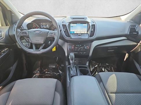 Used 2018 Ford Escape SE w/ SE Sync 3 Package FWD image 17