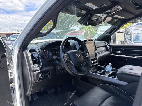 Used 2024 RAM 2500 Laramie w/ Sport Appearance Package AWD/4WD image 6