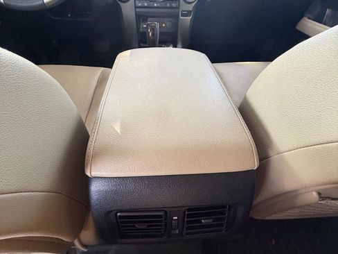 Used 2024 Toyota 4Runner Limited AWD/4WD image 14