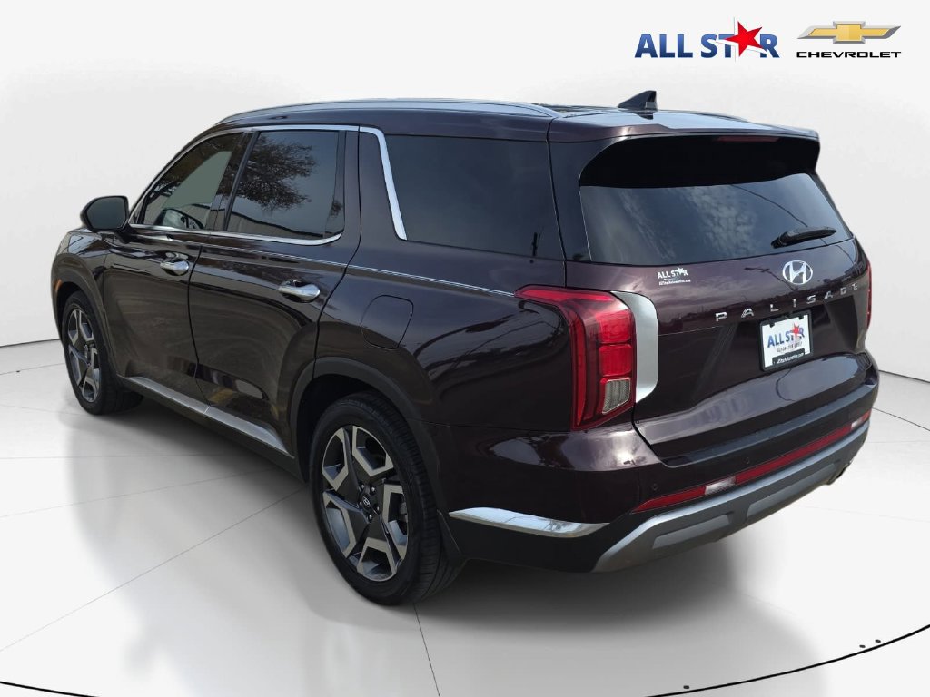 Used 2023 Hyundai Palisade Limited FWD image 6