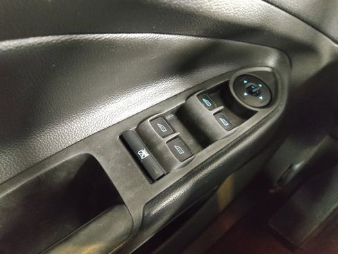 Used 2017 Ford Escape S image 27