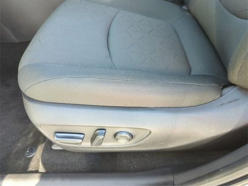 Used 2023 Toyota RAV4 XLE image 26