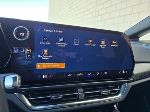 Used 2026 Chevrolet Equinox EV LT image 55