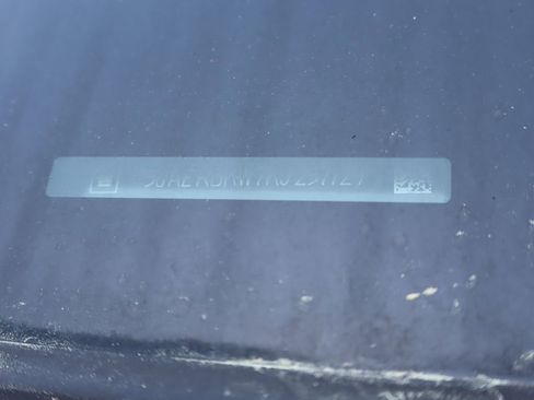 Used 2019 Buick Enclave Essence image 12