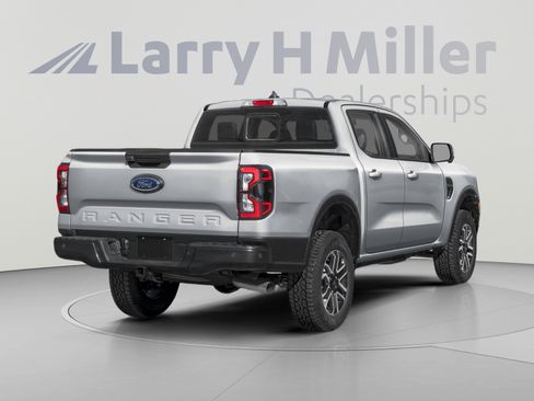 Used 2024 Ford Ranger Lariat w/ Trailer Tow Package RWD image 2