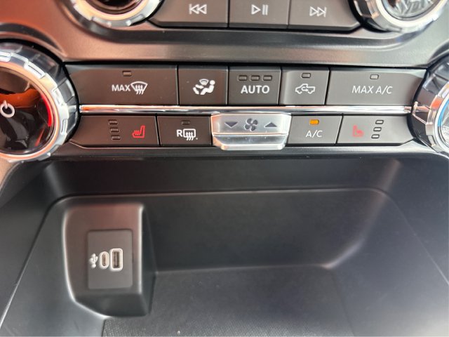 New 2026 Ford F150 XLT w/ Equipment Group 302A MID AWD/4WD image 31