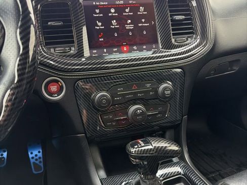 Used 2019 Dodge Charger SRT Hellcat w/ Navigation & Travel Group RWD image 15