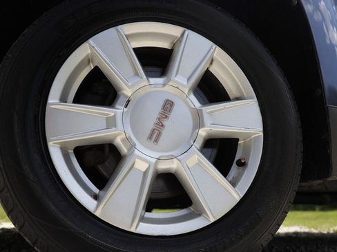 Used 2013 GMC Terrain SLE FWD image 29