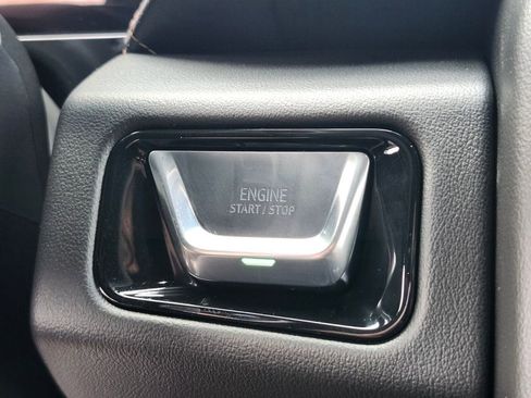 Used 2026 GMC Yukon XL AT4 AWD/4WD image 24