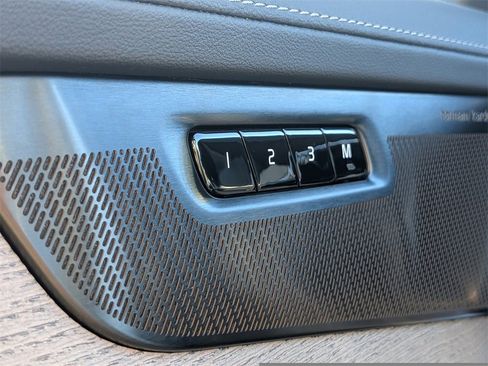 New 2026 Volvo XC90 T8 Plus w/ Protection Package Premier image 30