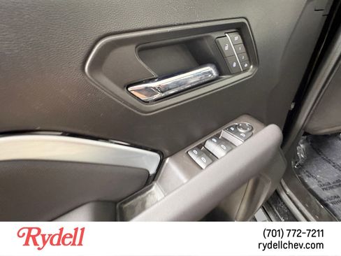 Used 2025 Chevrolet Colorado Z71 w/ Technology Package image 11