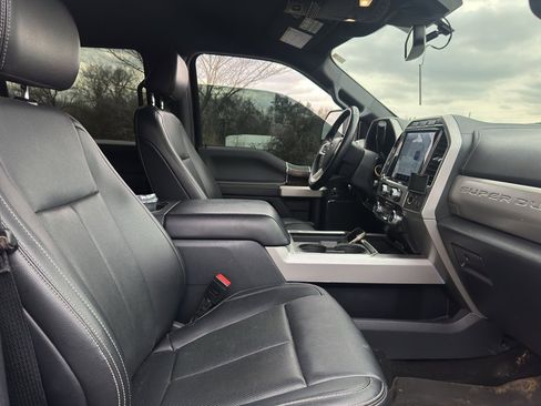 Used 2022 Ford F250 Lariat w/ Tremor Off-Road Package image 10