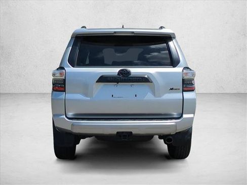 Used 2020 Toyota 4Runner TRD Off-Road Premium AWD/4WD image 7