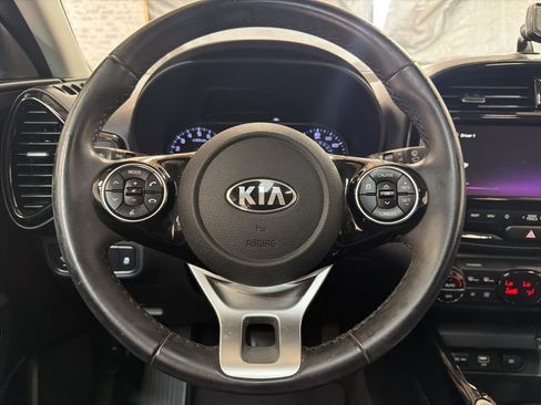 Used 2021 Kia Soul EX FWD image 13