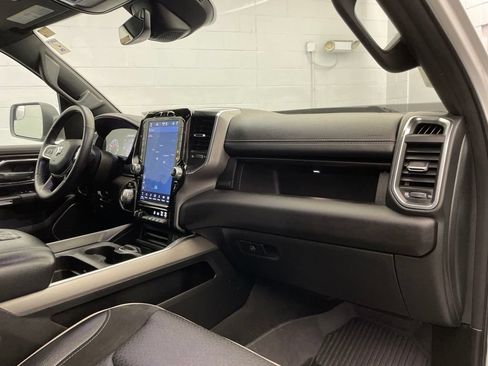 Used 2024 RAM 1500 Laramie AWD/4WD image 29