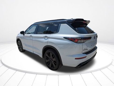 New 2026 Mitsubishi Outlander SEL Black Edition FWD image 6