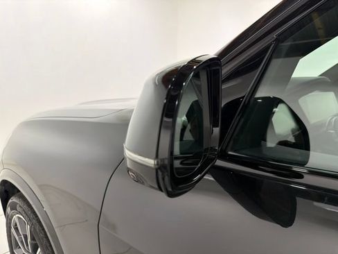 Certified 2022 BMW X5 xDrive40i w/ M Sport Package AWD/4WD image 9
