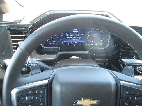 Used 2024 Chevrolet Silverado 1500 LTZ w/ LTZ Premium Package AWD/4WD image 32