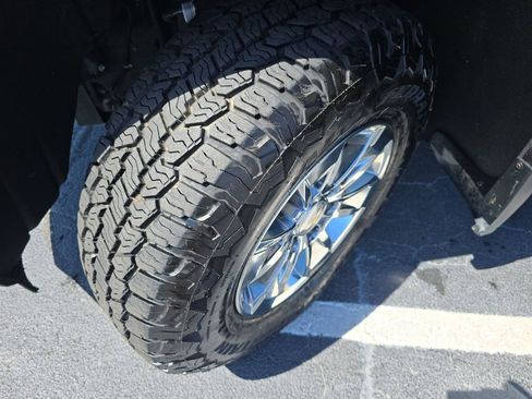 Used 2021 Chevrolet Silverado 1500 LT image 33