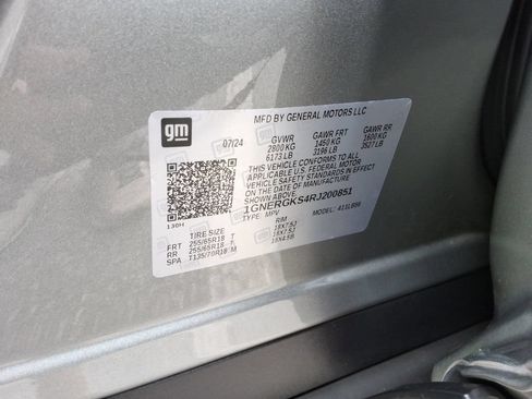Certified 2024 Chevrolet Traverse LT FWD image 36