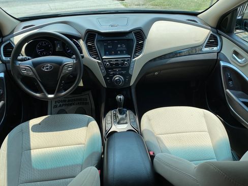 Used 2017 Hyundai Santa Fe Sport AWD/4WD image 4