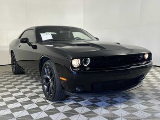 Used 2020 Dodge Challenger SXT w/ Blacktop Package 360° Tour