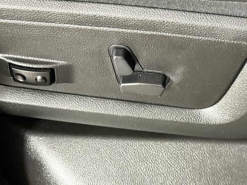 Used 2023 RAM 3500 Laramie AWD/4WD image 23