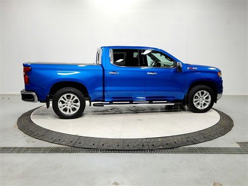 Used 2023 Chevrolet Silverado 1500 LTZ w/ LTZ Convenience Package II image 8